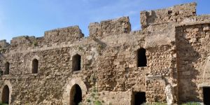 Otello Kalesi tadilata alınıyor