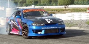 Araba tutkunları bir araya geldi