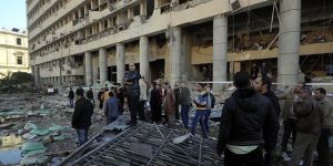 Patlamada 1 polis hayatını kaybetti, 3 polis yaralandı