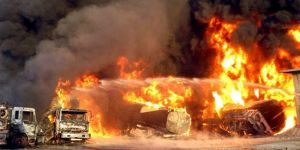 Afganistanda 400 tanker yandı