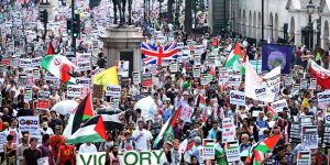 İsrailin Gazze saldırıları Londrada kınandı