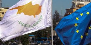 Guney Kıbrıs, Eurodan vazgeçer mi?