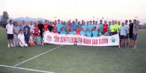 Gönyeli ile hakemler karşılaştı