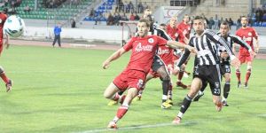 Kartal finali rahat buldu: 0-3