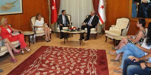 Başbakan Hayvanseverler Platformuyla görüştü