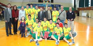 Namık Kemal yarı finalde