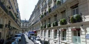 Suudi Prensini soydular