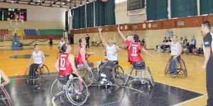 KKTCELL rahat kazandı: 79-53