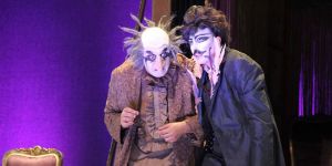 Şark Dişçisi gülmekten kırıp geçirdi