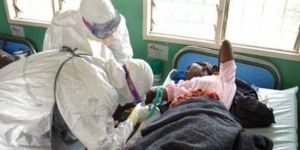Eboladan 7 sağlık personeli hayatını kaybetti