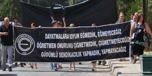 KTOEÖSten Eğitim Bakanlığında siyah çelenk