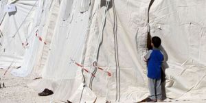 Kurtulan mülteciler Lefkoşaya nakledildi