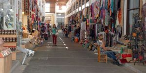 Bandabuliya’daki boş dükkanlar kiralanıyor