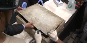 Asırlık Zaman Kapsülü açıldı