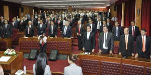 Meclis Kıbrıs gündemiyle toplandı