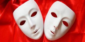 Umut Tiyatrosu “9 Canlı” sahnelenecek