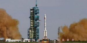  Çin Aya insansız uzay aracı gönderdi