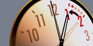 Saatler bu gece 1 saat geri alınacak