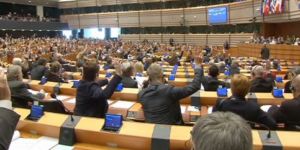 Gözlemci statüsü,  karara kaldı