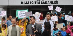 KTÖS bakanlık önünde eylem yaptı