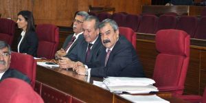 Abbas Sınay Meclis’e döndü