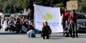 Eski KTHY çalışanları Başbakanlığa yürüdü