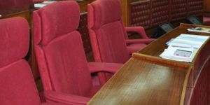 Meclis nisaba takıldı