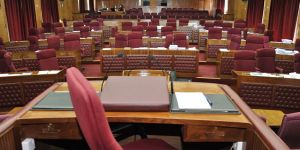 Meclis yine nisaba takıldı