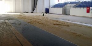 LAÜ salonunu yeniliyor