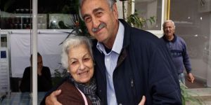 Akıncı, bölge gezilerine ara vermeden devam ediyor