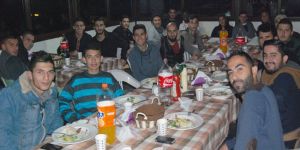 Gençler moral depoladı