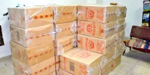 16 bin paket sigarayı çalarken yakalandılar…