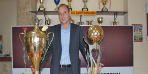 Turan Altay tarih yazdı