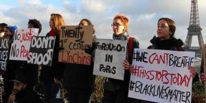 Eyfelin önünde protesto