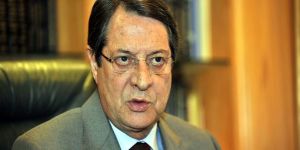 Anastasiadis yoğun bakımdan çıktı