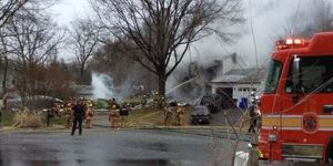 Uçak evin üzerine düştü... 6 kişi hayatını kaybetti