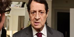 Anastasiadis, kabine değişikliğine gidecek