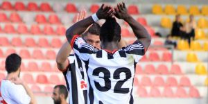 Gollerde ‘Yeni’ler ön planda