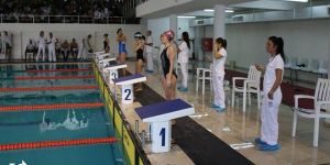 Hakemler çekildi Yarış ertelendi