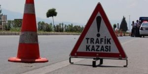 Tırı geçecekti, takla attı!