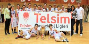 Genç bayanlarda şampiyon Levent