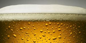 Zehirli biradan 52 kişi öldü