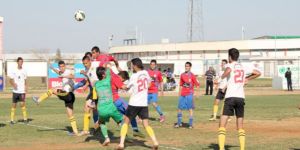 Göçmenköy’den farklı veda: 4-0