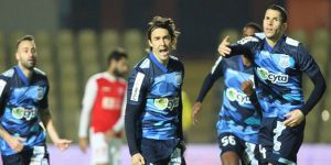 Apollon zirveye yerleşti