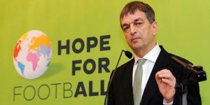 Destek alamadı, bıraktı