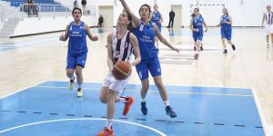 YDÜ rahat kazandı: 113-19