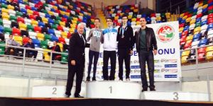 Atletlerden İstanbul’da derece