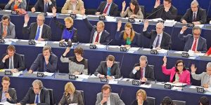 APden Türkiyeye Kayıp darbe