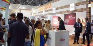 Hellim ve kahve yanında harnuba da talep oldu