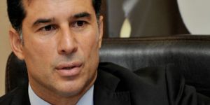 Özgürgün, “Adayım”